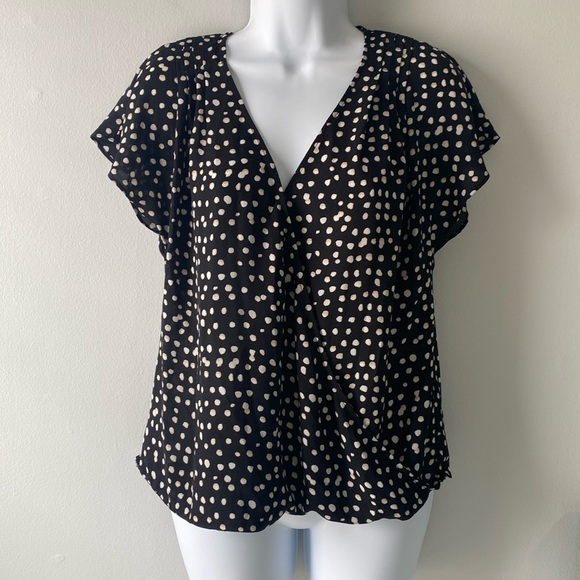 ⚡️Last days! Banana Republic Black Polka Dot Blouse SP - Picture 1 of 9